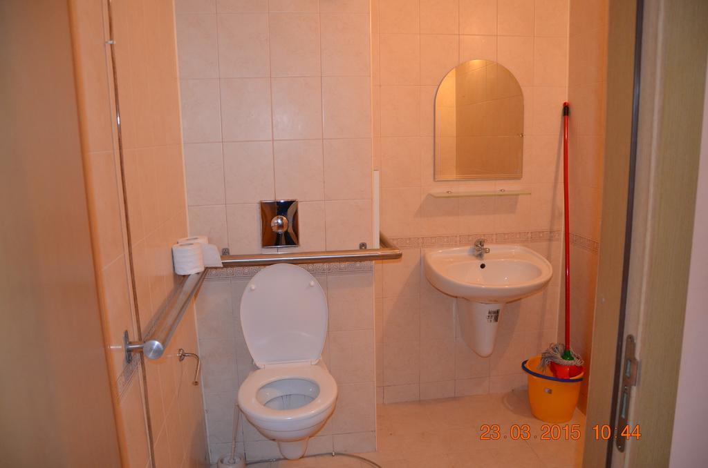 Elit 2 Apartment Pantai Sunny Ruang foto