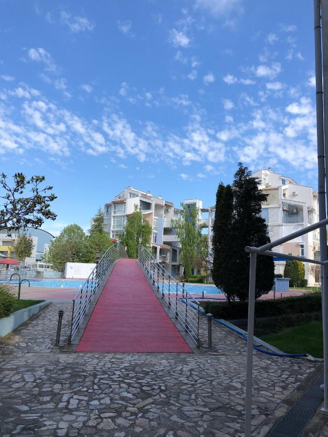 Elit 2 Apartment Pantai Sunny Bagian luar foto