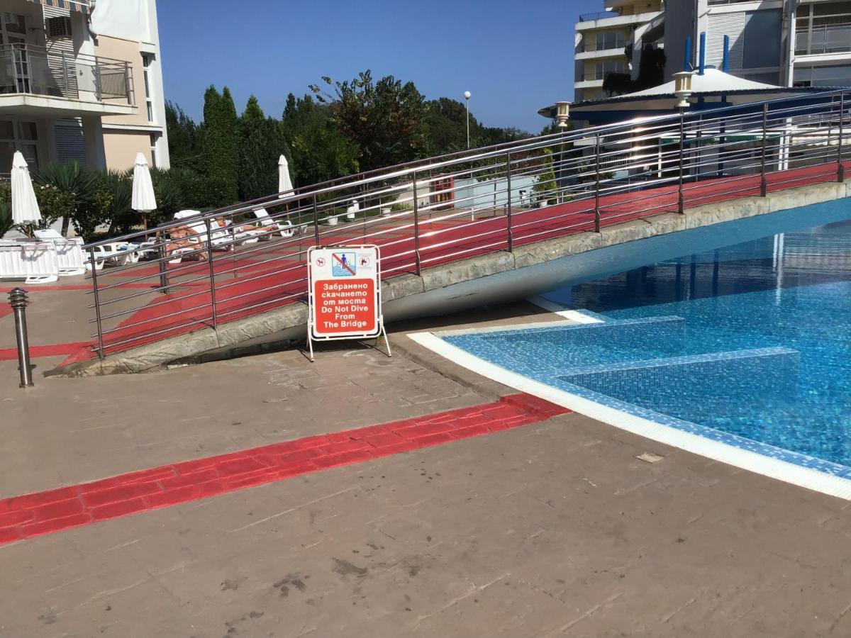 Elit 2 Apartment Pantai Sunny Bagian luar foto